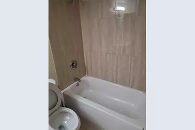 5911 Washington Street #102, Hollywood, FL 33023 - Photo 7