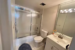 1440 Brickell Bay Dr, Miami, FL 33131 - Photo 7