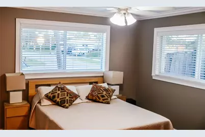 5051 NE 24th Avenue, Pompano Beach, FL 33064 - Photo 23