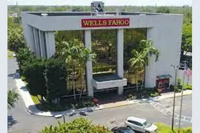 4600 Sheridan Street, Hollywood, FL 33021 - Photo 3