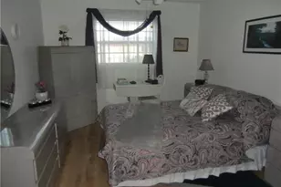 4401 NW 41st St, Lauderdale Lakes, FL 33319 - Photo 15