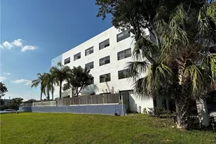 105 S Riverside Dr, Pompano Beach, FL 33062 - Photo 27