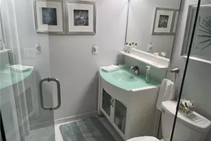 15864 SW 10th St, Pembroke Pines, FL 33027 - Photo 5