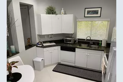 15864 SW 10th Street, Hollywood, FL 33027 - Photo 7