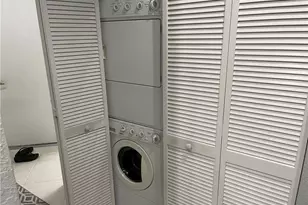 15864 SW 10th St, Pembroke Pines, FL 33027 - Photo 15