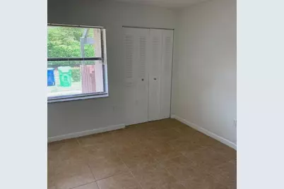 2714 N Nob Hill Road, Sunrise, FL 33322 - Photo 9