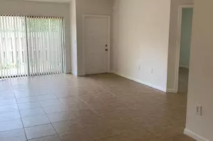 2714 N Nob Hill Rd, Sunrise, FL 33322 - Photo 3