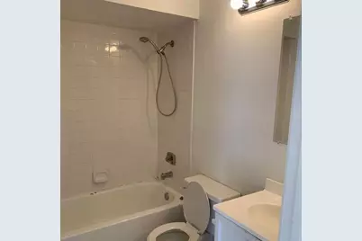 2714 N Nob Hill Road, Sunrise, FL 33322 - Photo 5