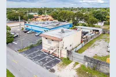 1021 NW 1st Street, Fort Lauderdale, FL  - Photo 9