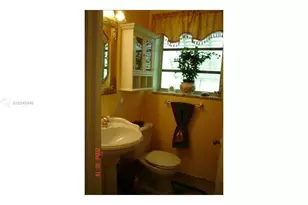 9324 Abbott Ave, Surfside, FL 33154 - Photo 5