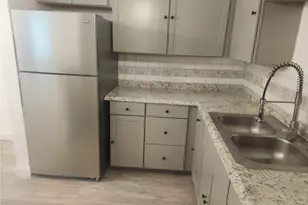 900 SW 11th St, Hallandale Beach, FL 33009 - Photo 3