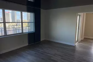 401 Golden Isles Dr, Hallandale Beach, FL 33009 - Photo 15