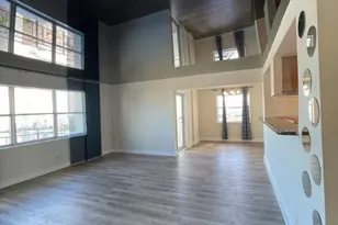 401 Golden Isles Dr, Hallandale Beach, FL 33009 - Photo 13