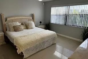 105 S Riverside Dr, Pompano Beach, FL 33062 - Photo 7