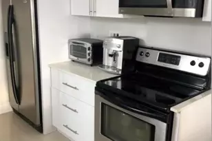 900 NE 18th Ave, Fort Lauderdale, FL 33304 - Photo 3