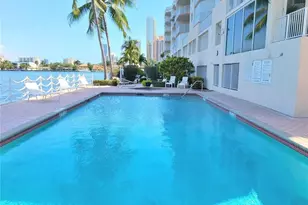 18260 N Bay Rd, North Miami Beach, FL 33160 - Photo 47