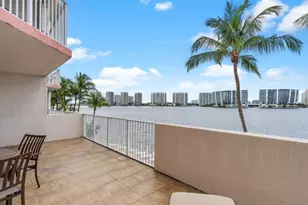 18260 N Bay Rd, North Miami Beach, FL 33160 - Photo 33