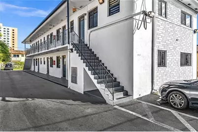 1027 SW 3rd Street, Miami, FL 33130 - Photo 9