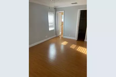 8241 SW 9th Street, Pompano Beach, FL 33068 - Photo 11