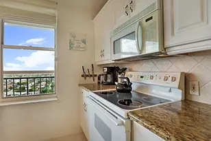 4280 Galt Ocean Dr, Fort Lauderdale, FL 33308 - Photo 19