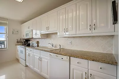 4280 Galt Ocean Drive #15E, Fort Lauderdale, FL 33308 - Photo 17