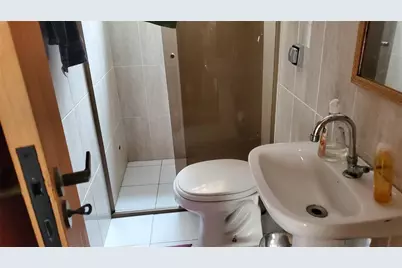 665 N Mussumes, Bridgewater, MA  - Photo 27