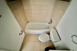 760 SE 2nd Ave, Deerfield Beach, FL 33441 - Photo 9