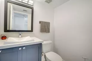 77 S Birch Rd, Fort Lauderdale, FL 33316 - Photo 21