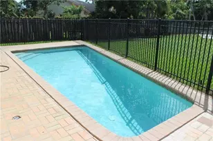 7480 NW 37th Ct, Lauderhill, FL 33319 - Photo 7