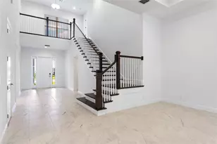 9224 Crestview Cir, Palm Beach Gardens, FL 33412 - Photo 3