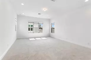 9224 Crestview Cir, West Palm Beach, FL 33412 - Photo 25