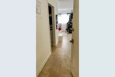 2008 Jackson Street #D5, Hollywood, FL 33020 - Photo 3