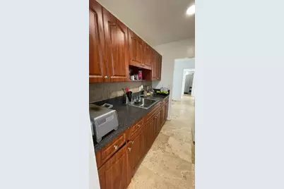 2008 Jackson Street #D5, Hollywood, FL 33020 - Photo 5