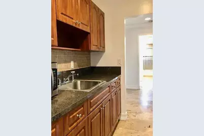 2008 Jackson Street #D5, Hollywood, FL 33020 - Photo 7