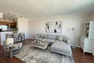 335 S Biscayne Blvd, Miami, FL 33131 - Photo 5