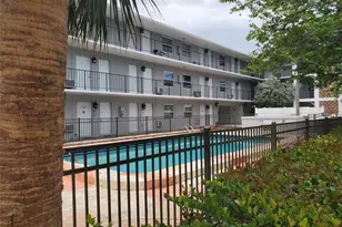 1021 NE 24th Ave, Pompano Beach, FL 33062 - Photo 21