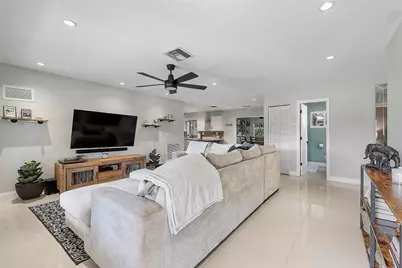 1541 NE 34th Street, Pompano Beach, FL 33064 - Photo 3