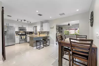 1541 NE 34th Street, Pompano Beach, FL 33064 - Photo 9