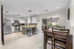 1541 NE 34th St, Pompano Beach, FL 33064 - Photo 9