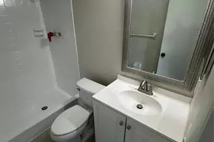 941 Crystal Lake Dr, Pompano Beach, FL 33064 - Photo 17