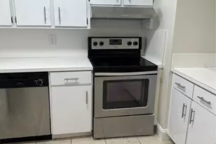 941 Crystal Lake Dr, Deerfield Beach, FL 33064 - Photo 7