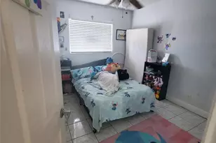 1021 NE 24th Ave, Pompano Beach, FL 33062 - Photo 7