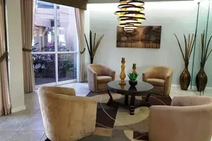 1400 St Charles Pl, Pembroke Pines, FL 33026 - Photo 19