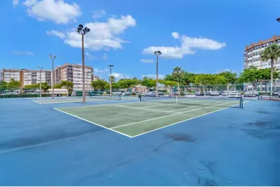 1400 Saint Charles Place #211, Pembroke Pines, FL 33026 - Photo 29