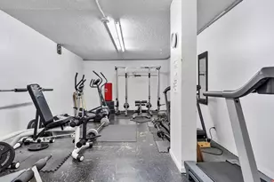 111 Golden Isles Dr, Hallandale Beach, FL 33009 - Photo 33