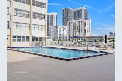 111 Golden Isles Drive #C1, Hallandale Beach, FL 33009 - Photo 3