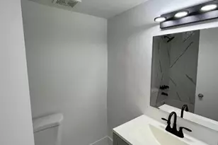 1000 NW 95th Terrace, Miami, FL 33150 - Photo 5