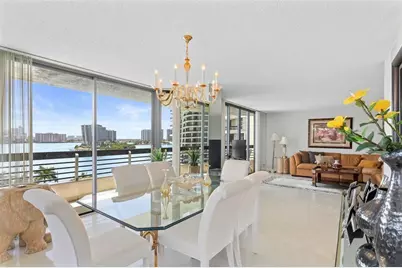 3530 Mystic Pointe Drive #910, Aventura, FL 33180 - Photo 9