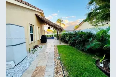 6972 NW 19th Street, Margate, FL 33063 - Photo 5