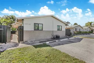 1408 NE 17th Ct, Fort Lauderdale, FL 33305 - Photo 17